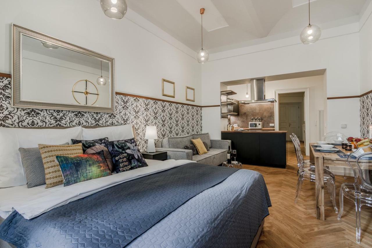 Prague Trendy Central Apartment By Michal&Friends ภายนอก รูปภาพ