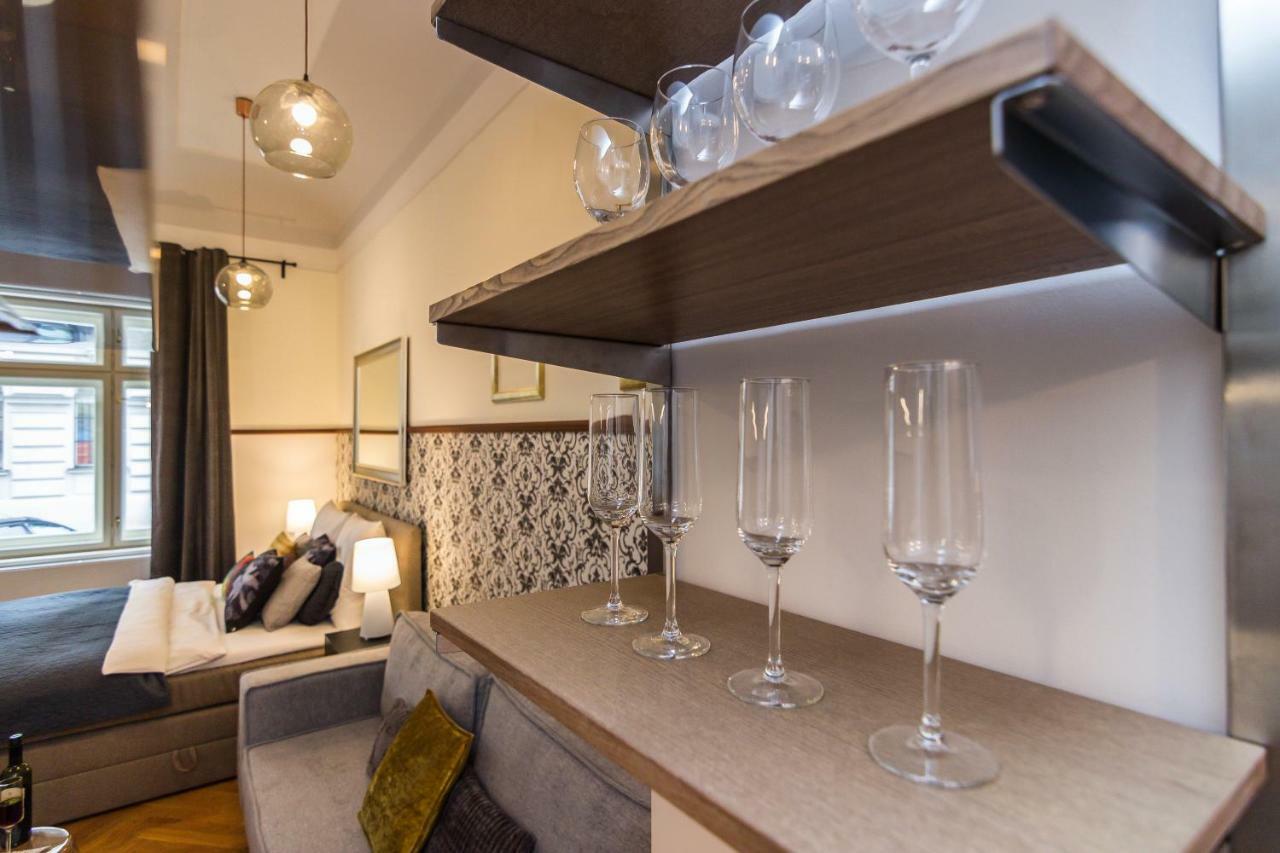 Prague Trendy Central Apartment By Michal&Friends ภายนอก รูปภาพ